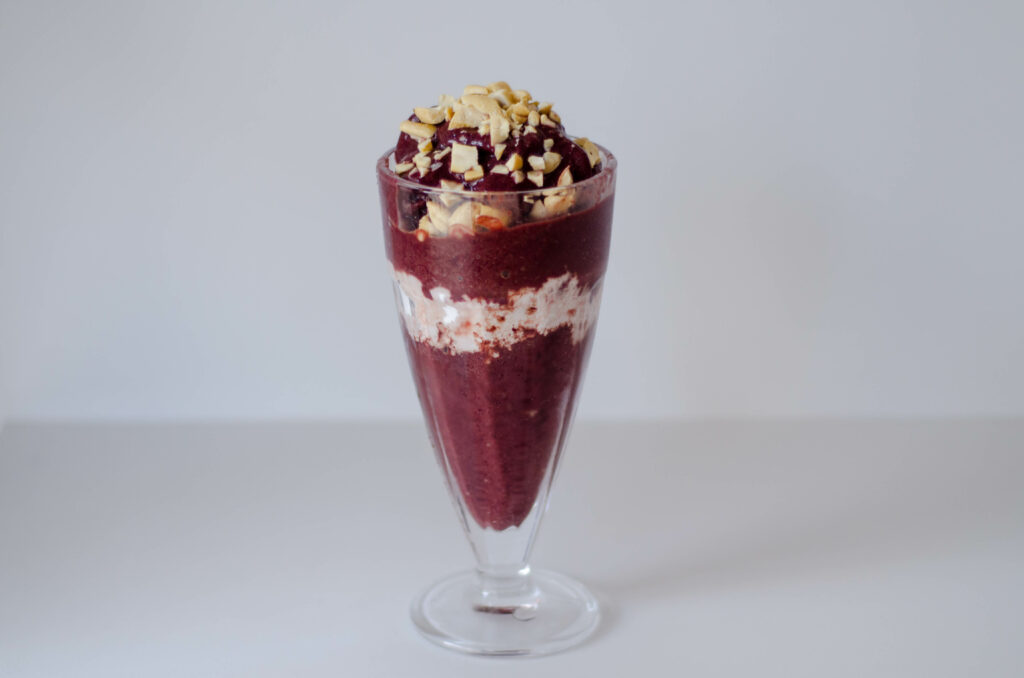 Açaí engorda? Faz mal? | Dicas e receita saudável de açaí - Thaisa Leal
